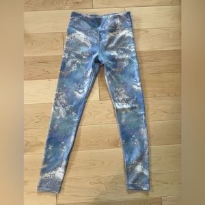 Athleta Girls crop pants size 8-10. Never used